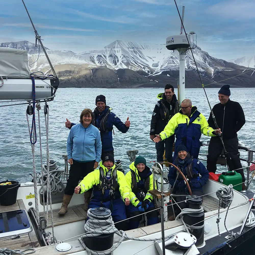 sailing in svalbard