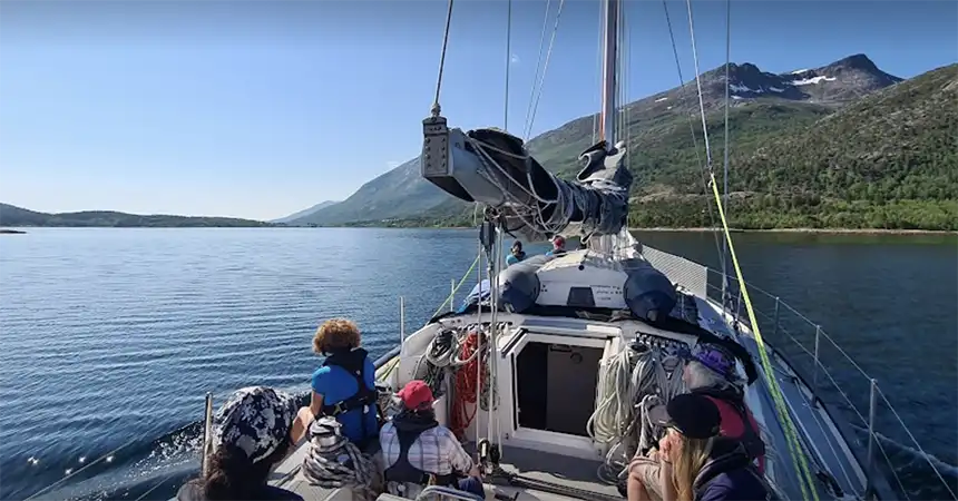 sailing in the lofotens